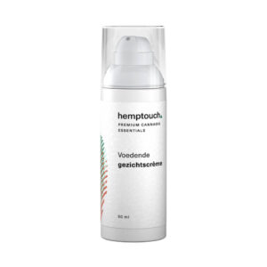 Een flesje Voedende gezichtscrème met CBD van Hemptouch (50 ml) op een witte achtergrond.